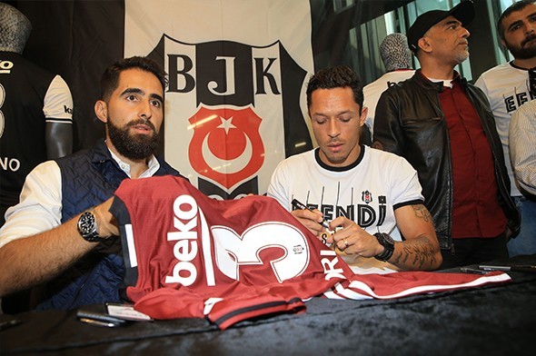 Beşiktaş böyle izdiham görmedi!