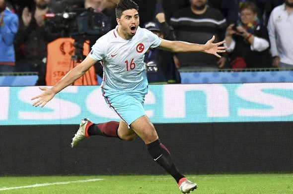 Ozan Tufan için İngilizlerden flaş iddia