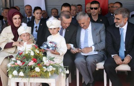 Erdoğan Bakan Yıldırım'dan borç aldı